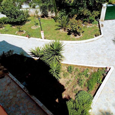 Villa Silvia Ágios Matthaíos Exterior foto